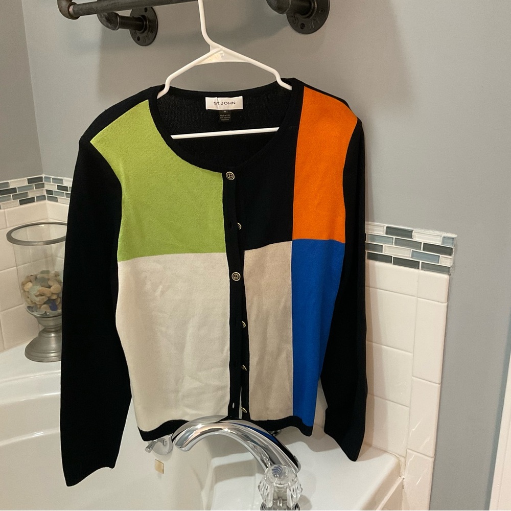 ST. John button up sweater size XL.